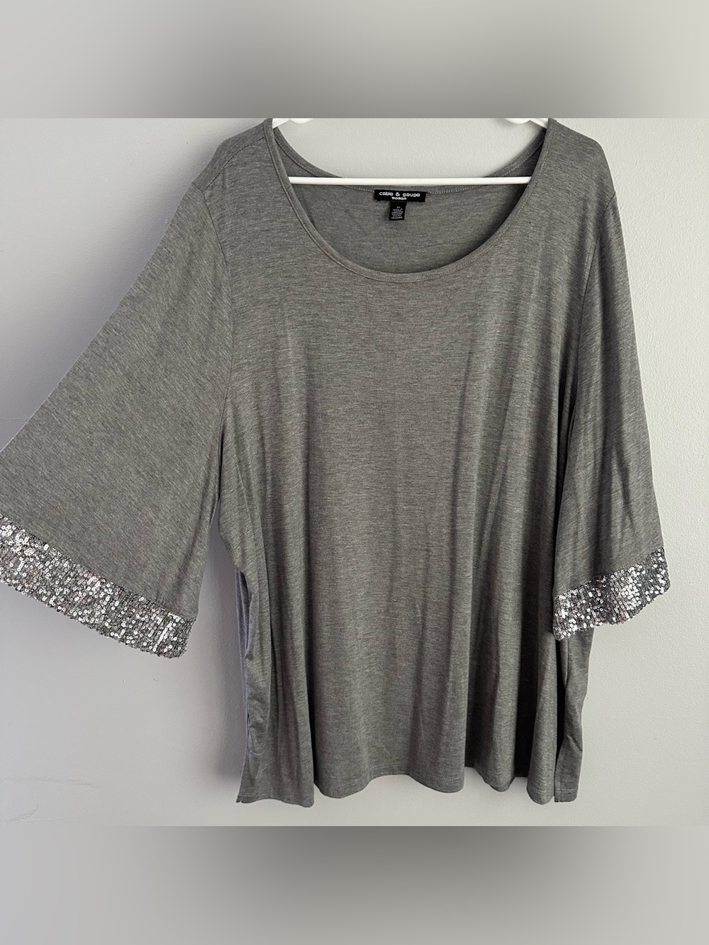 3X Silver gray Sparkly Sequin 3/4 sleeve tee shirt women’s 3XL cable and gauge